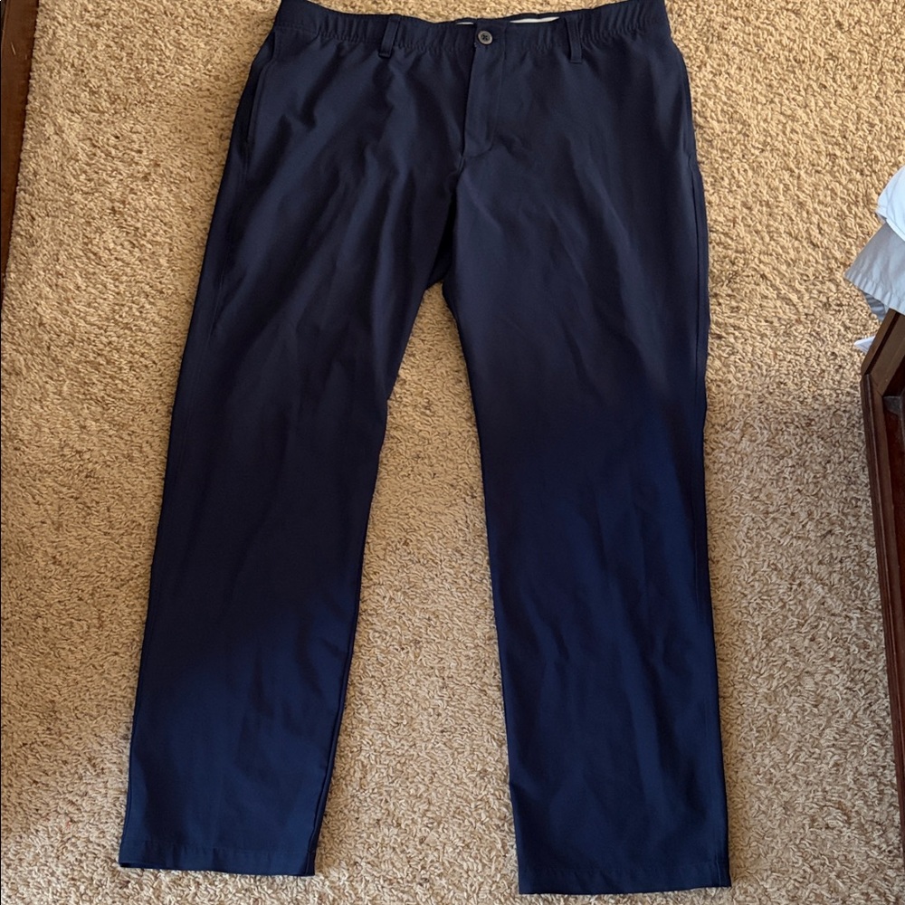 Under Armour Men's Navy Blue Lightweight Pants Size 40X32